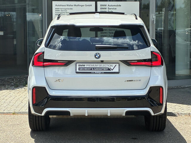 BMW X1 x30e M Sport HUD ACC PanoD.AktivS+Massage 19 Sportpaket Bluetooth Navi LED Vollleder Klima Standh Ansicht 8 für Fahrzeugdetailseite