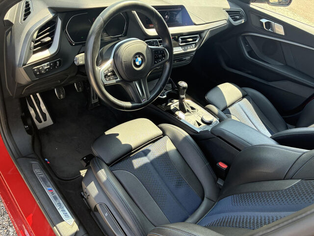 BMW 118 i M Sport LED Live-Navi HiFi .Sitzh.Driv-Ass Sportpaket Bluetooth Klima Aktivlenkung PDC el. Fens Ansicht 12 für Fahrzeugdetailseite