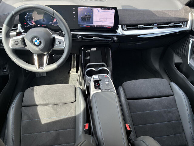 BMW X1 x20d M Sport Pro ACC Massage SurView.AHK 20 Sportpaket Bluetooth HUD Navi LED Klima PDC el. Fenst Ansicht 15 für Fahrzeugdetailseite