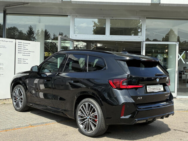 BMW X1 x20d M Sport Pro ACC Massage SurView.AHK 20 Sportpaket Bluetooth HUD Navi LED Klima PDC el. Fenst Ansicht 7 für Fahrzeugdetailseite