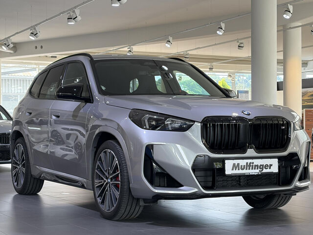 BMW X1 M35i xDrive M Sport Pro HUD AHK ACC Har/Kar 20 Sportpaket Bluetooth Navi LED Klima PDC el. Fenste Ansicht 4 für Fahrzeugdetailseite
