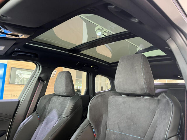 BMW X1 sDrive20i M Sport Pro AHK HUD Pano Har/Kar 19 Sportpaket Bluetooth Navi LED Klima PDC el. Fenster Ansicht 14 für Fahrzeugdetailseite