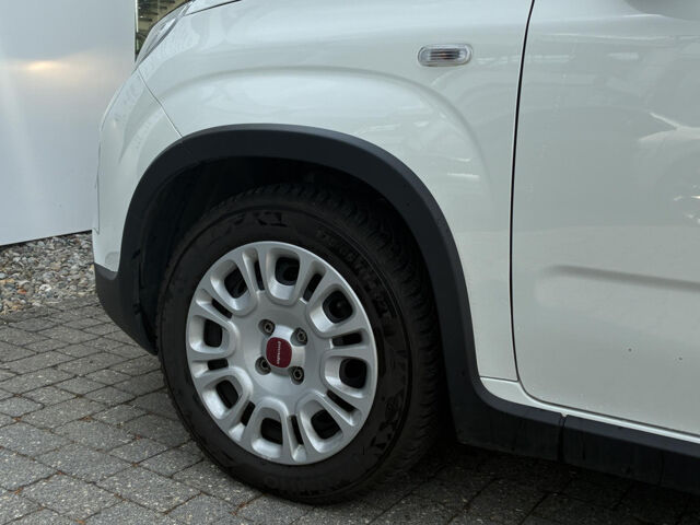 FIAT Panda Mild-Hybrid Base Bluetooth 24.999km el. Fenster Ansicht 9 für Fahrzeugdetailseite