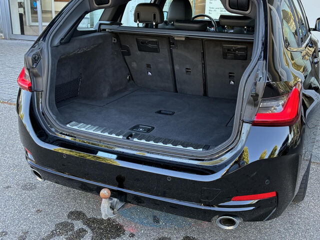 BMW 320 d T Sports.HUD ACC LiveProf.DriveAss.HiFi AHK Bluetooth Navi LED Klima PDC el. Fenster Ansicht 7 für Fahrzeugdetailseite
