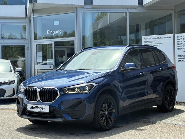 BMW X1 xDrive18d Ad-LED Kamera Navi Sitzh.AHK 18 Bluetooth Klima PDC el. Fenster Ansicht 3 für Fahrzeugdetailseite