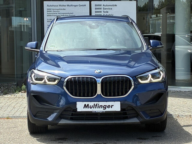 BMW X1 xDrive18d Ad-LED Kamera Navi Sitzh.AHK 18 Bluetooth Klima PDC el. Fenster Ansicht 4 für Fahrzeugdetailseite