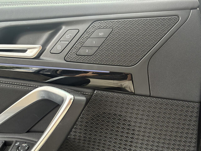 BMW X1 x23i Kamera PanoD.Aktivs+Massage Widescreen Bluetooth Navi LED Vollleder Klima PDC el. Fenster Ansicht 14 für Fahrzeugdetailseite