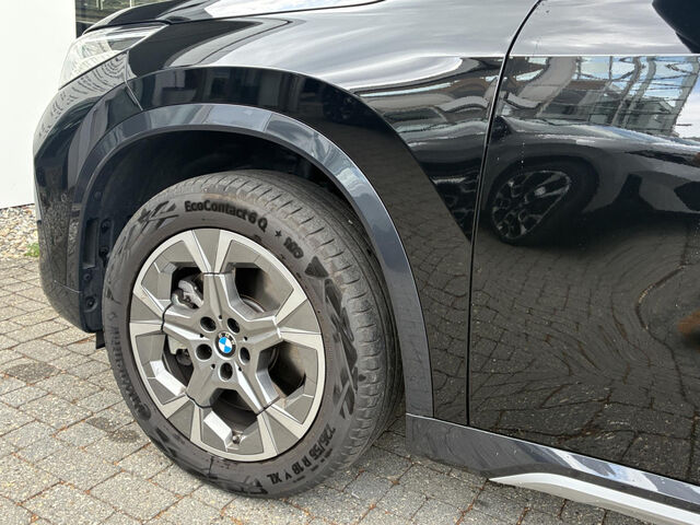 BMW X1 x23i Kamera PanoD.Aktivs+Massage Widescreen Bluetooth Navi LED Vollleder Klima PDC el. Fenster Ansicht 15 für Fahrzeugdetailseite