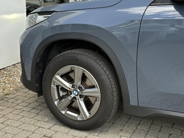 BMW X1 x23i HUD ACC AktivS+Massage SurView.Lenkradh Bluetooth Navi LED Klima PDC el. Fenster Ansicht 11 für Fahrzeugdetailseite