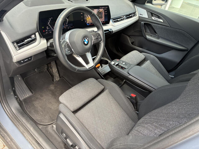 BMW X1 x23i HUD ACC AktivS+Massage SurView.Lenkradh Bluetooth Navi LED Klima PDC el. Fenster Ansicht 12 für Fahrzeugdetailseite