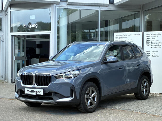 BMW X1 x23i HUD ACC AktivS+Massage SurView.Lenkradh Bluetooth Navi LED Klima PDC el. Fenster Ansicht 3 für Fahrzeugdetailseite