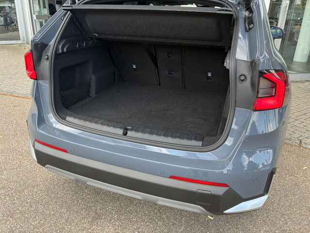 BMW X1 x23i HUD ACC AktivS+Massage SurView.Lenkradh Bluetooth Navi LED Klima PDC el. Fenster Ansicht 9 für Fahrzeugdetailseite