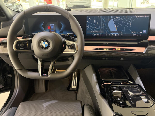 BMW 520 d xDr. Touring M Sport Pro Driv.Prof. AHK 20 Sportpaket Bluetooth HUD Navi LED Klima PDC el. Fens Ansicht 14 für Fahrzeugdetailseite