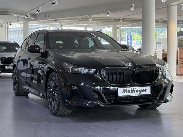 BMW 520 d xDr. Touring M Sport Pro Driv.Prof. AHK 20 Sportpaket Bluetooth HUD Navi LED Klima PDC el. Fens Ansicht 4 für Fahrzeugdetailseite