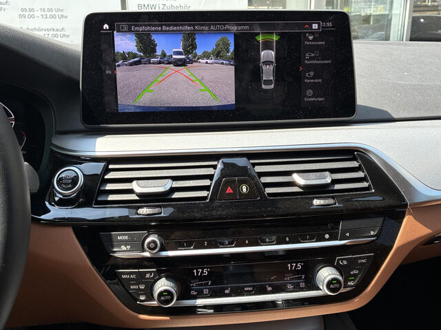 BMW 530 i xDr.Sports. HUD ACC Laser Kamera HiFi 18 Bluetooth Navi Vollleder Klima PDC el. Fenster Ansicht 12 für Fahrzeugdetailseite