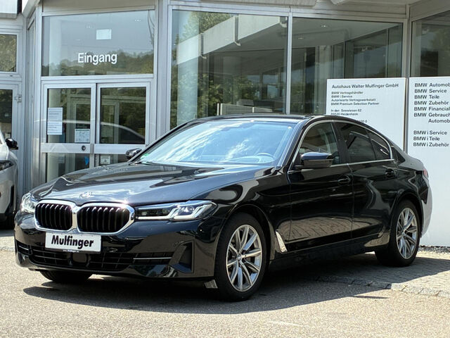 BMW 530 i xDr.Sports. HUD ACC Laser Kamera HiFi 18 Bluetooth Navi Vollleder Klima PDC el. Fenster Ansicht 3 für Fahrzeugdetailseite