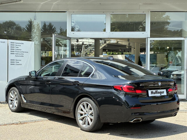 BMW 530 i xDr.Sports. HUD ACC Laser Kamera HiFi 18 Bluetooth Navi Vollleder Klima PDC el. Fenster Ansicht 7 für Fahrzeugdetailseite