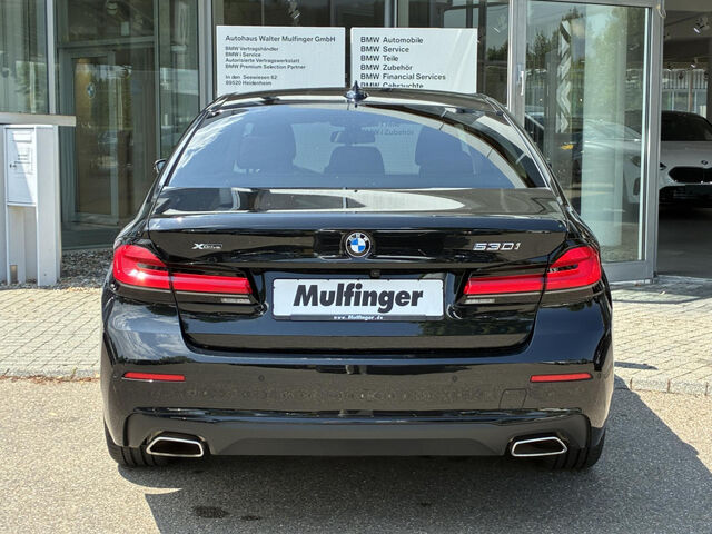 BMW 530 i xDr.Sports. HUD ACC Laser Kamera HiFi 18 Bluetooth Navi Vollleder Klima PDC el. Fenster Ansicht 8 für Fahrzeugdetailseite