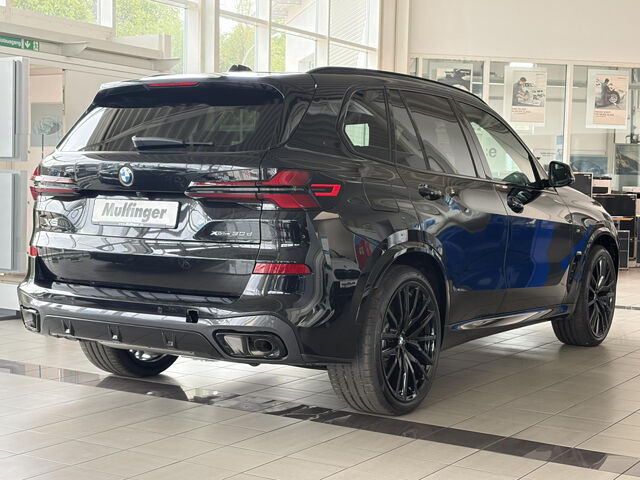 BMW X5 xDrive30d M Sport Pro HUD ACC Har/Kar 22 Sportpaket Bluetooth Navi LED Klima Luftfederung PDC el. Ansicht 10 für Fahrzeugdetailseite