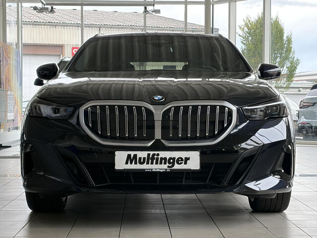 BMW 520 d xDr. Touring M Sport ACC HUD AHK Har/Kar 20 Sportpaket Bluetooth Navi LED Klima PDC el. Fenster Ansicht 4 für Fahrzeugdetailseite
