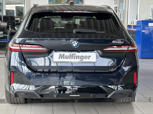 BMW 520 d xDr. Touring M Sport ACC HUD AHK Har/Kar 20 Sportpaket Bluetooth Navi LED Klima PDC el. Fenster Ansicht 8 für Fahrzeugdetailseite