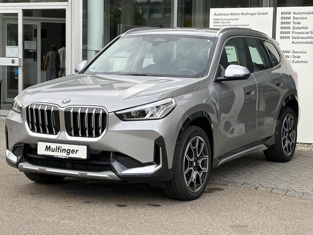 BMW X1 x23i Kamera Live-Navi-Widescreen Sitzh.19 Bluetooth LED Vollleder Klima PDC el. Fenster Ansicht 3 für Fahrzeugdetailseite