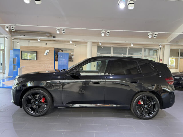 BMW X3 30e xDr. M Sport Pro HUD ACC AHK Har/Kar 21 Sportpaket Bluetooth Navi LED Klima Aktivlenkung PDC Ansicht 3 für Fahrzeugdetailseite