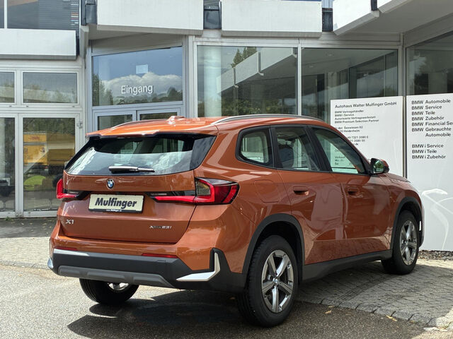 BMW X1 x23i Aktivsitz+Massage HUD ACC SuView LivePro Bluetooth Navi LED Klima PDC el. Fenster Ansicht 9 für Fahrzeugdetailseite