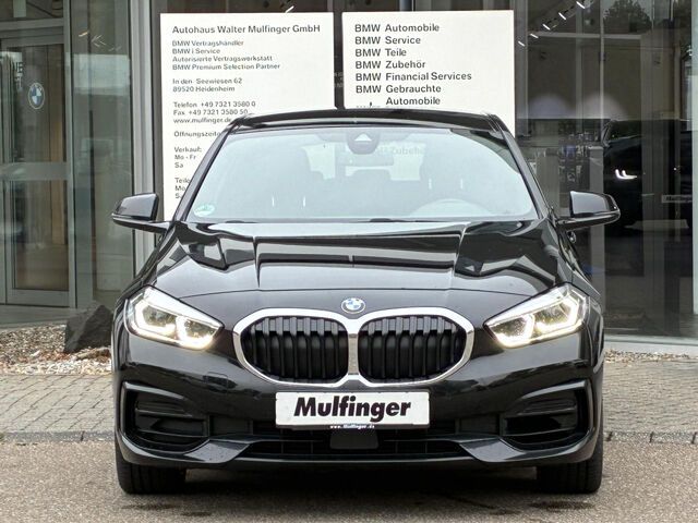 BMW 120 i DKG Sport Kamera DrivAss.LiveProf.HiFi 17 Sportpaket Bluetooth Navi LED Klima PDC el. Fenster Ansicht 4 für Fahrzeugdetailseite