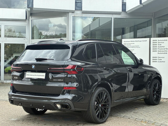 BMW X5 x30d M Sport Pro Iconic Standh.Soft SuView22 Sportpaket Bluetooth HUD Navi LED Vollleder Klima St Ansicht 9 für Fahrzeugdetailseite