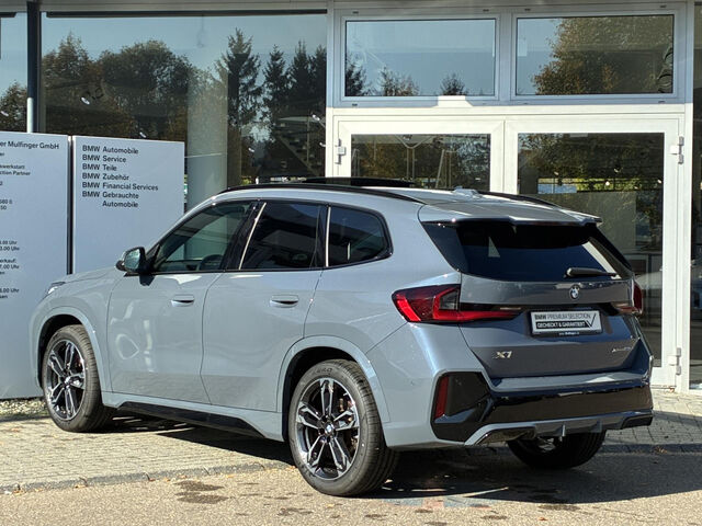BMW X1 x23d M Sport PanoD.AktivS+Mass.ACC Ha/Ka.19 Sportpaket Bluetooth Navi LED Vollleder Klima PDC el. Ansicht 7 für Fahrzeugdetailseite