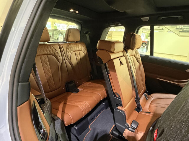 BMW X7 xDr.40d Leasingfaktor ab 0,82% M Pro DriveProf. Sportpaket Bluetooth HUD Navi LED Vollleder Klima Ansicht 15 für Fahrzeugdetailseite