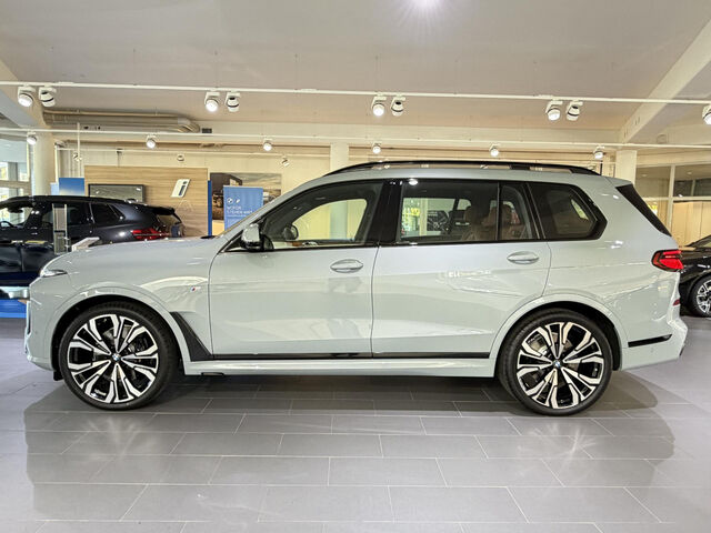 BMW X7 xDr.40d Leasingfaktor ab 0,82% M Pro DriveProf. Sportpaket Bluetooth HUD Navi LED Vollleder Klima Ansicht 4 für Fahrzeugdetailseite