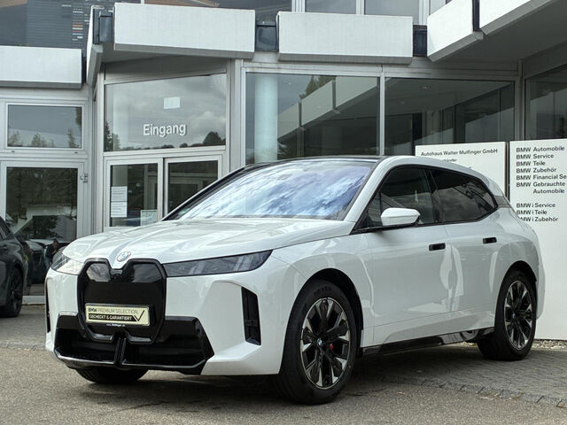 BMW iX x60 M Sport Pro IntAktivLenk.Sky Sitzbel.AHK Sportpaket Bluetooth HUD Navi LED Klima Luftfederung Ansicht 3 für Fahrzeugdetailseite