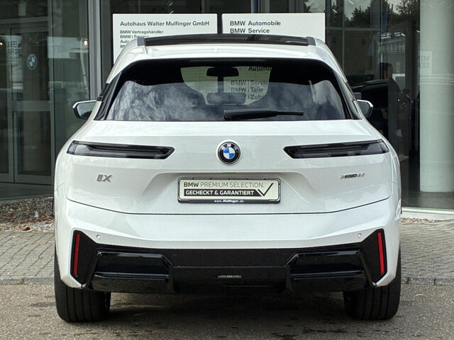 BMW iX x60 M Sport Pro IntAktivLenk.Sky Sitzbel.AHK Sportpaket Bluetooth HUD Navi LED Klima Luftfederung Ansicht 8 für Fahrzeugdetailseite