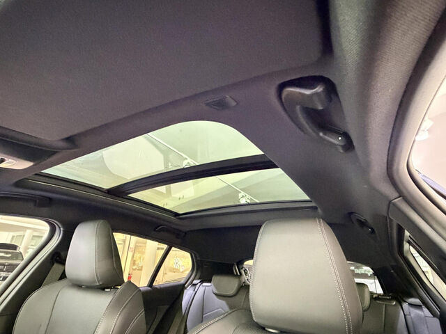 BMW 120 M Sport Har/Kar Adap.LED Pano Park.Assistent Sportpaket Navi Klima PDC el. Fenster Ansicht 13 für Fahrzeugdetailseite