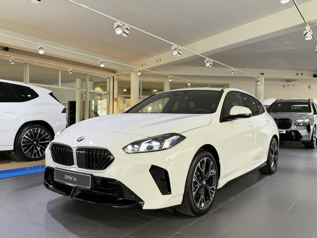 BMW 120 M Sport Har/Kar Adap.LED Pano Park.Assistent Sportpaket Navi Klima PDC el. Fenster Ansicht 2 für Fahrzeugdetailseite