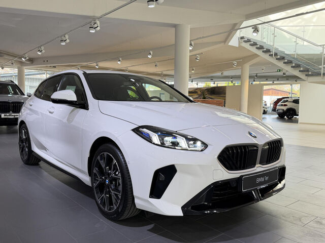 BMW 120 M Sport Har/Kar Adap.LED Pano Park.Assistent Sportpaket Navi Klima PDC el. Fenster Ansicht 8 für Fahrzeugdetailseite