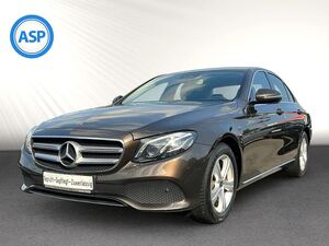 MERCEDES-BENZ E 200 CDI 9G-Tronic AVANTGARDE LED NAVI SHZ RFK E 200
