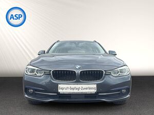 BMW 320d SportAUT Touring  xDrive Sport LED PANO H&K 320