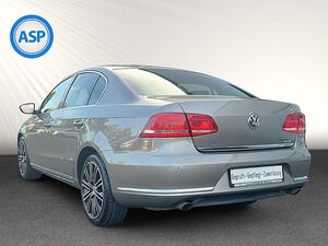 VW Passat TDI DSG 4x4 Exclusive XEN PAN NAV SHZ RFK Passat