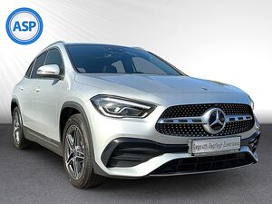 MERCEDES-BENZ GLA 250 AUT 4x4 AMG LED PAN BURMEST Apple&Andro GLA 250