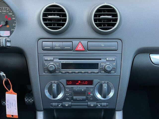 AUDI A3 1.6 16V FSI Ambition S Line Climatronic SHZ  A3