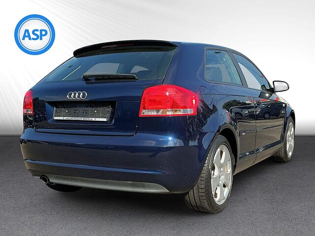AUDI A3 1.6 16V FSI Ambition S Line Climatronic SHZ  A3