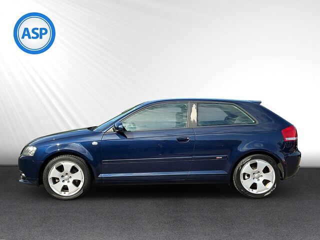 AUDI A3 1.6 16V FSI Ambition S Line Climatronic SHZ  A3