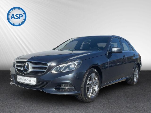 MERCEDES-BENZ E 400 CGI 7G-Tronic Avantgarde LED PANO NAVI RFK E 400