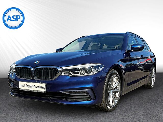 BMW 530d Touring AUT 4x4 Sport LED PANO HUD NAVI RFK 530