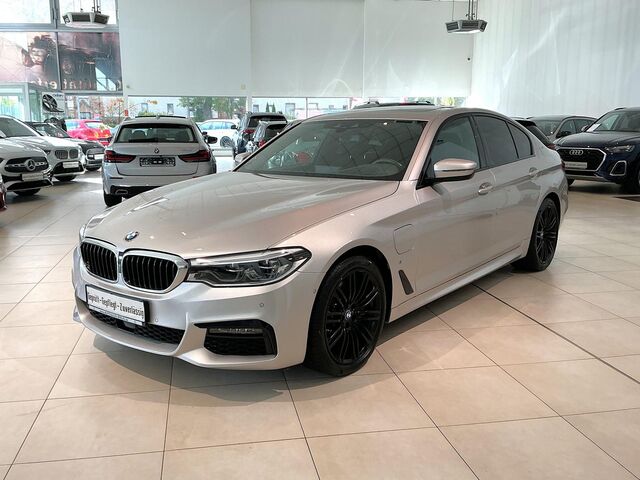 BMW 530e AUT M Sport LED PAN HUD H&K Apple&Andro RFK 530
