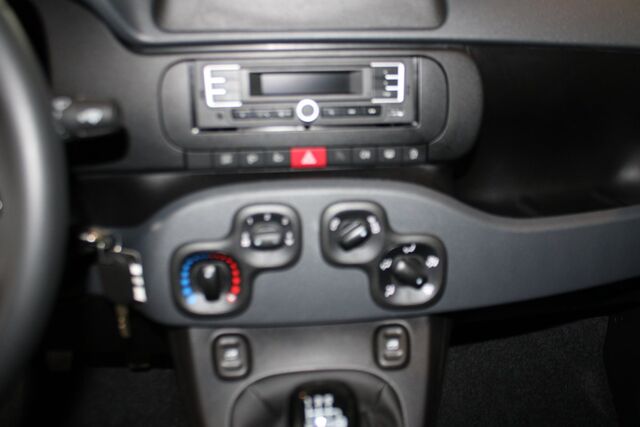 FIAT Panda 1.0 Mild Hybrid Pandina Icon (EURO 6e) Ansicht 14 für Fahrzeugdetailseite