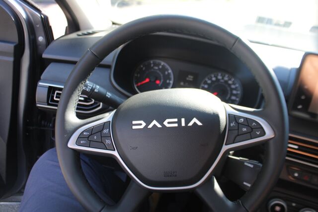 DACIA Sandero Ansicht 22 für Fahrzeugdetailseite